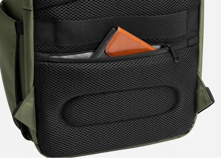 Ergonomiczny panel tylny i szerokie szelki plecaka K&F Concept.